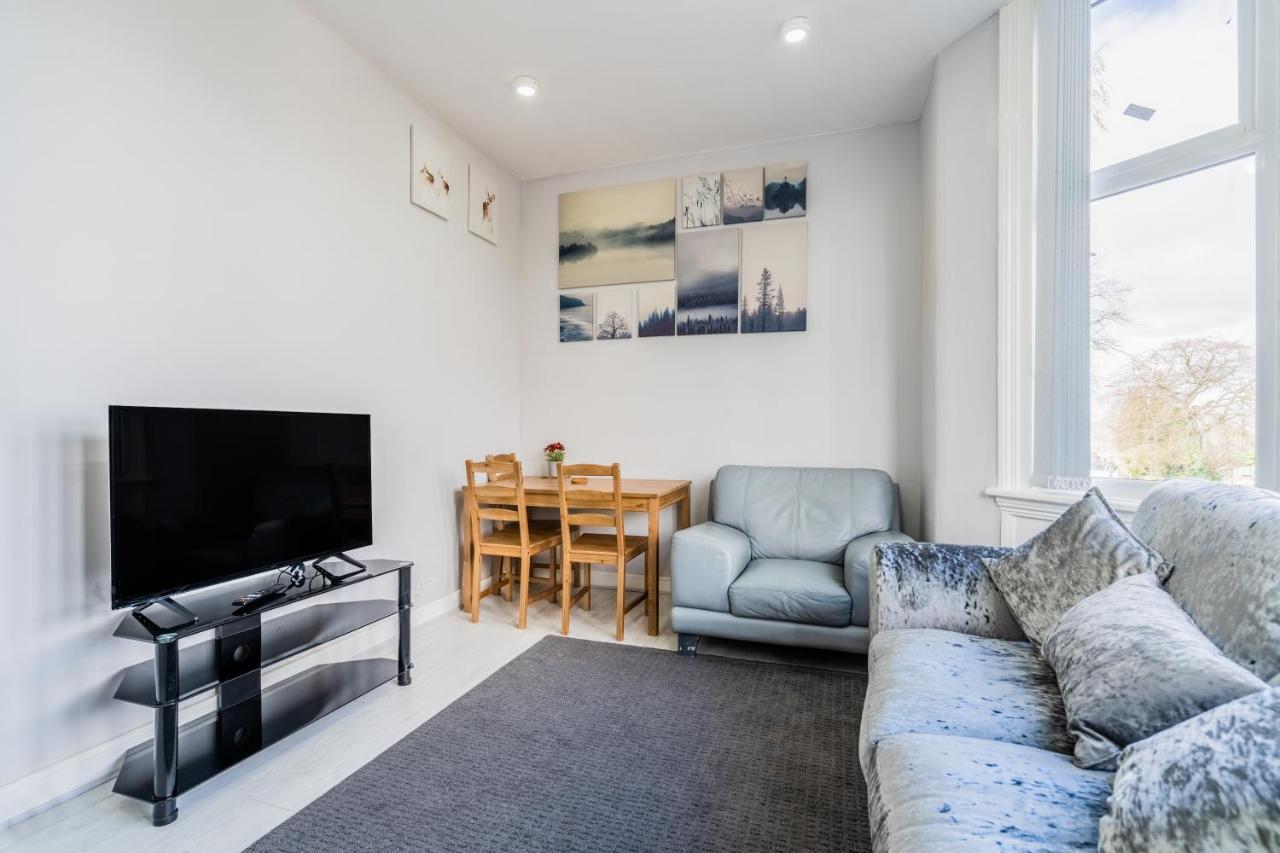 Modern Flat In Moseley With Free Parking Apartment Birmingham Exterior photo